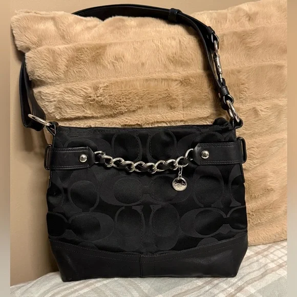 Coach Signature Black Jacquard Convertible Shoulder/Crossbody Bag Y2K style - Picture 2 of 3